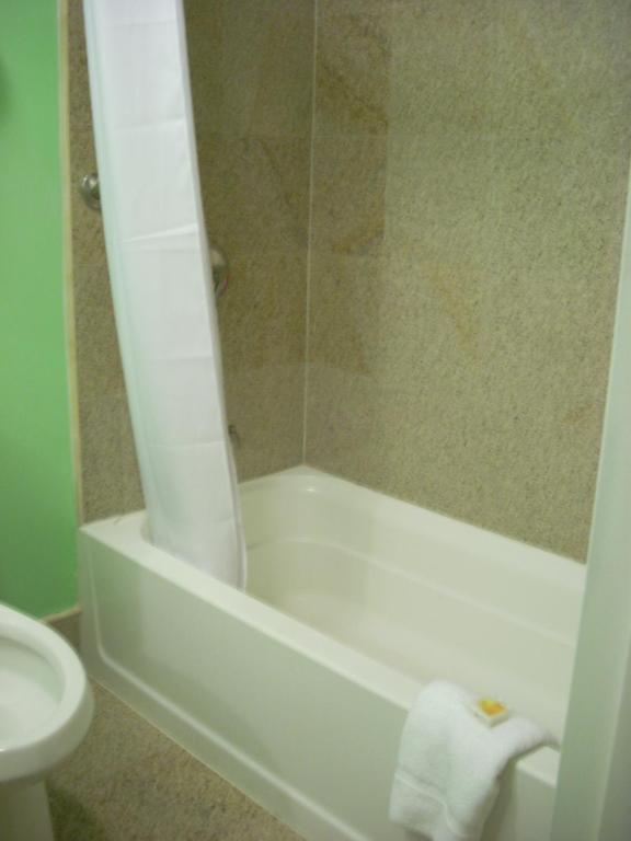 Days Inn & Suites By Wyndham Ozone Park/Jfk Airport New York Kamer foto