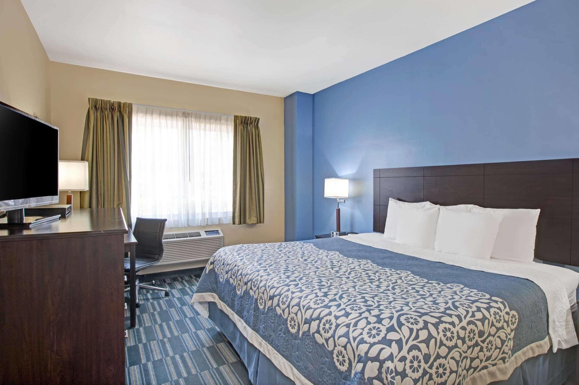 Days Inn & Suites By Wyndham Ozone Park/Jfk Airport New York Buitenkant foto